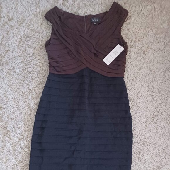 NWT Adrianna Papell Size 14 (Runs Small Fits 8/10) Two-Tone Brown Black Pleated - Picture 1 of 7